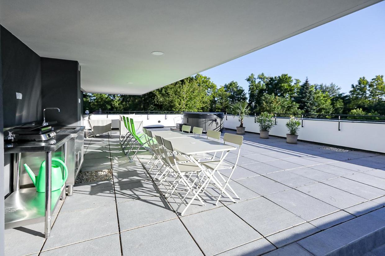 Marina Apartman Hotel Balatonszárszó Extérieur photo