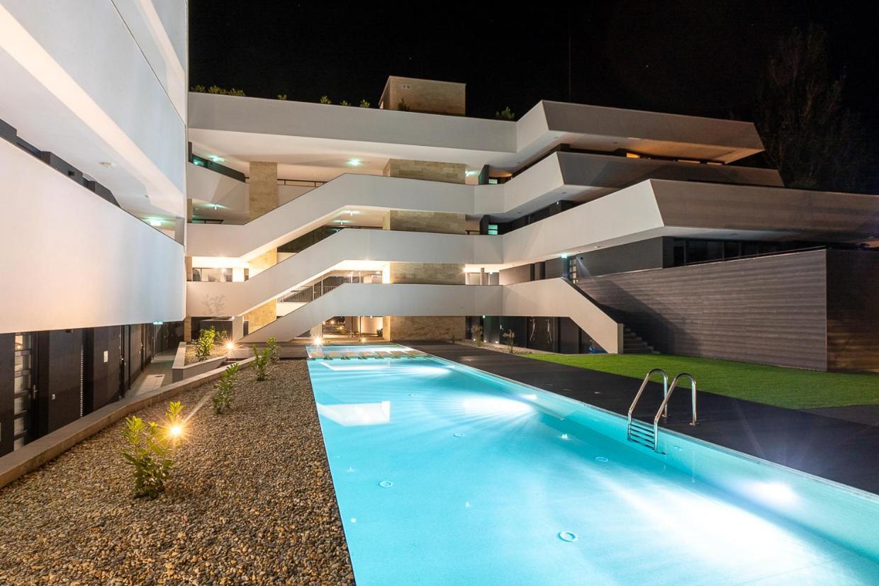 Marina Apartman Hotel Balatonszárszó Extérieur photo