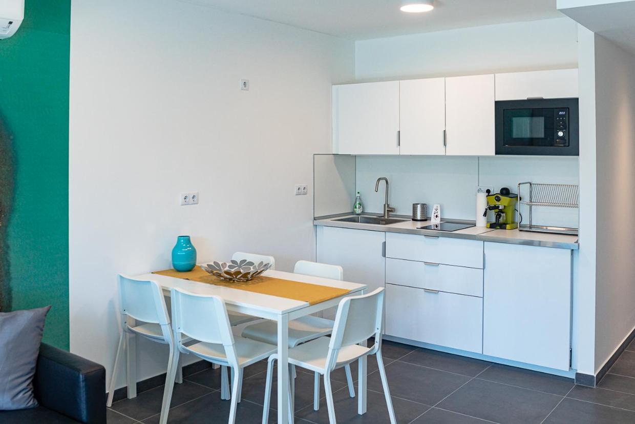 Marina Apartman Hotel Balatonszárszó Extérieur photo