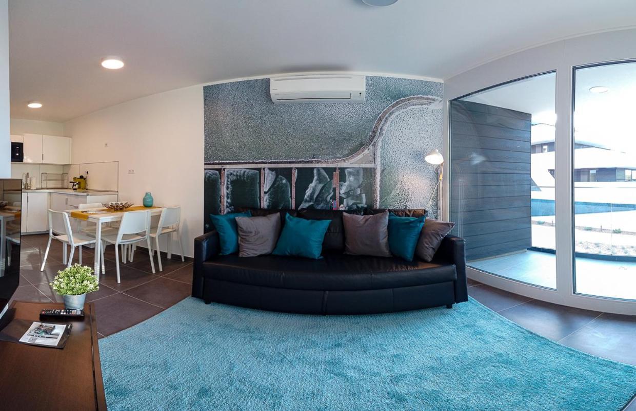 Marina Apartman Hotel Balatonszárszó Extérieur photo